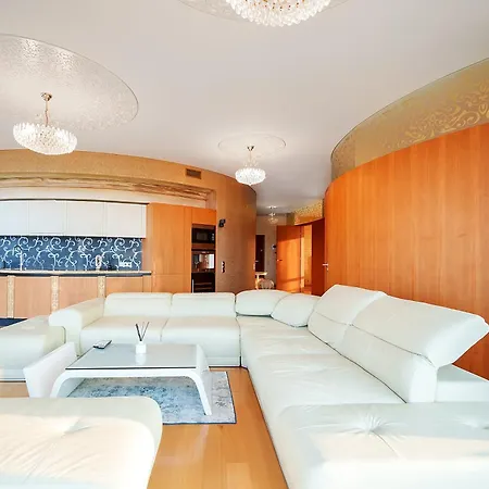 Helios Extra In Skyscraper 20 Floor Appartamento